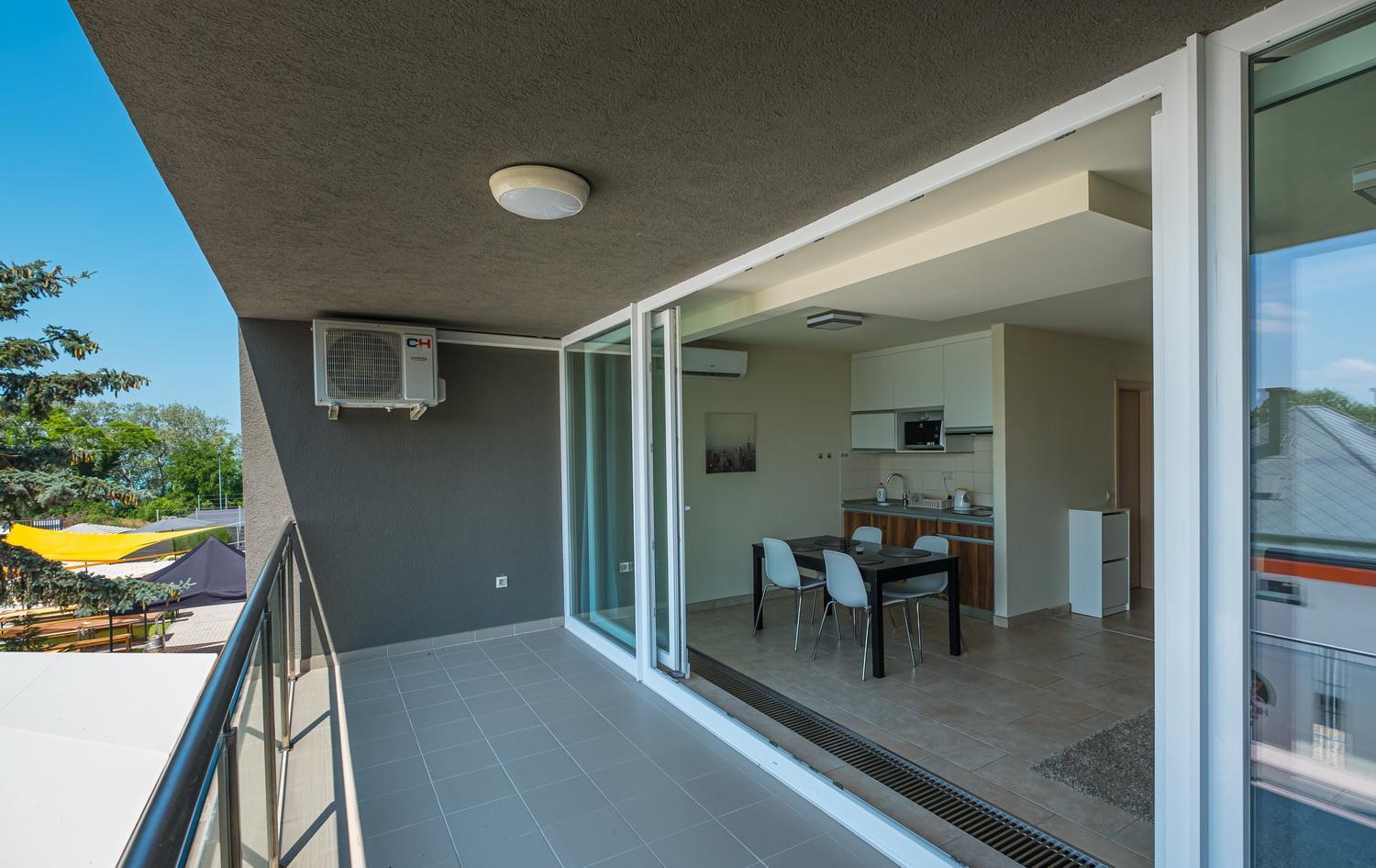Hedon Brewery Apartments - 200 Meter To The Beach Balatonvilágos Esterno foto